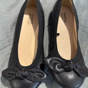 Harper Canyon Black Flats with Bow